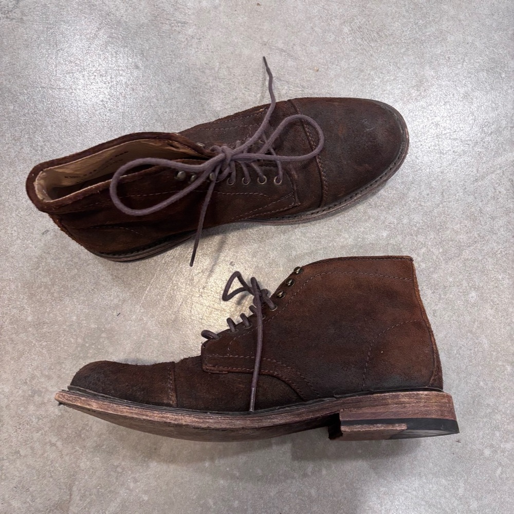 Frye leather cap toe boots